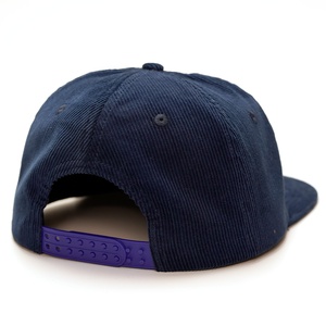 Gorras de Pana con Cierre a Presión, Personalizadas, Sin Estructura, con Logotipo Bordado, Gorras de 5 Paneles - Product Image 3