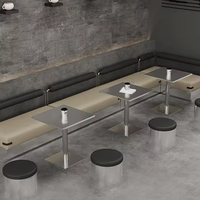 Combinaison moderne industrielle de table et chaises en acier inoxydable pour salon, restaurant, café, idéale pour les salons de thé et les espaces commerciaux.