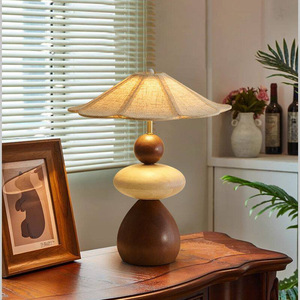 2026 Middeleeuwse houten tafellamp met knopschakelaar voor slaapkamer, nachtkastje, studie, lezen, Scandinavische woonkamer, decoratieve sfeer - Product Image 3