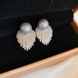 Senior Sense Fan-Shaped <b>Crystal</b> Diamond Retro Pearl Personality <b>Stud</b> Female Exaggerated Fashion Light Luxury <b>Earrings</b> Jewelry - Product Image 6