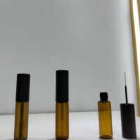 Flacon en verre ambré 5 ml, bouteille vide en plastique PP, tube transparent givré pour mascara, brillant à lèvres, brosse à cils, avec bouchon en bambou