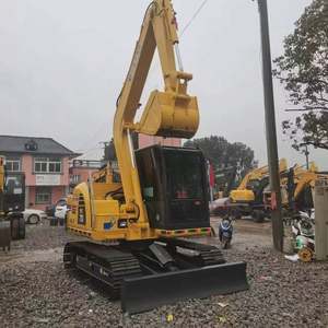 Excavatrice Komatsu PC70 d'occasion de marque japonaise d'origine en bon état - Product Image 2