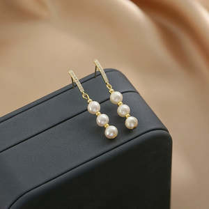 Pendientes de perlas naturales de agua dulce originales para mujer - Product Image 2