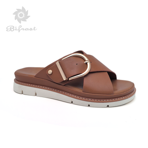 Sandali Casual da <span class=keywords><strong>Donna</strong></span> alla Moda con Doppia Fibbia Metallica Marrone, Comodi e Antiscivolo - Product Image 1