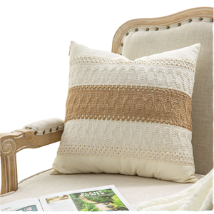 Housse de coussin carrée blanche moderne style bohème, tuftée et à pompons, nouveau design, douce et confortable, tissée pour la maison, pour célébrités - Product Image 1