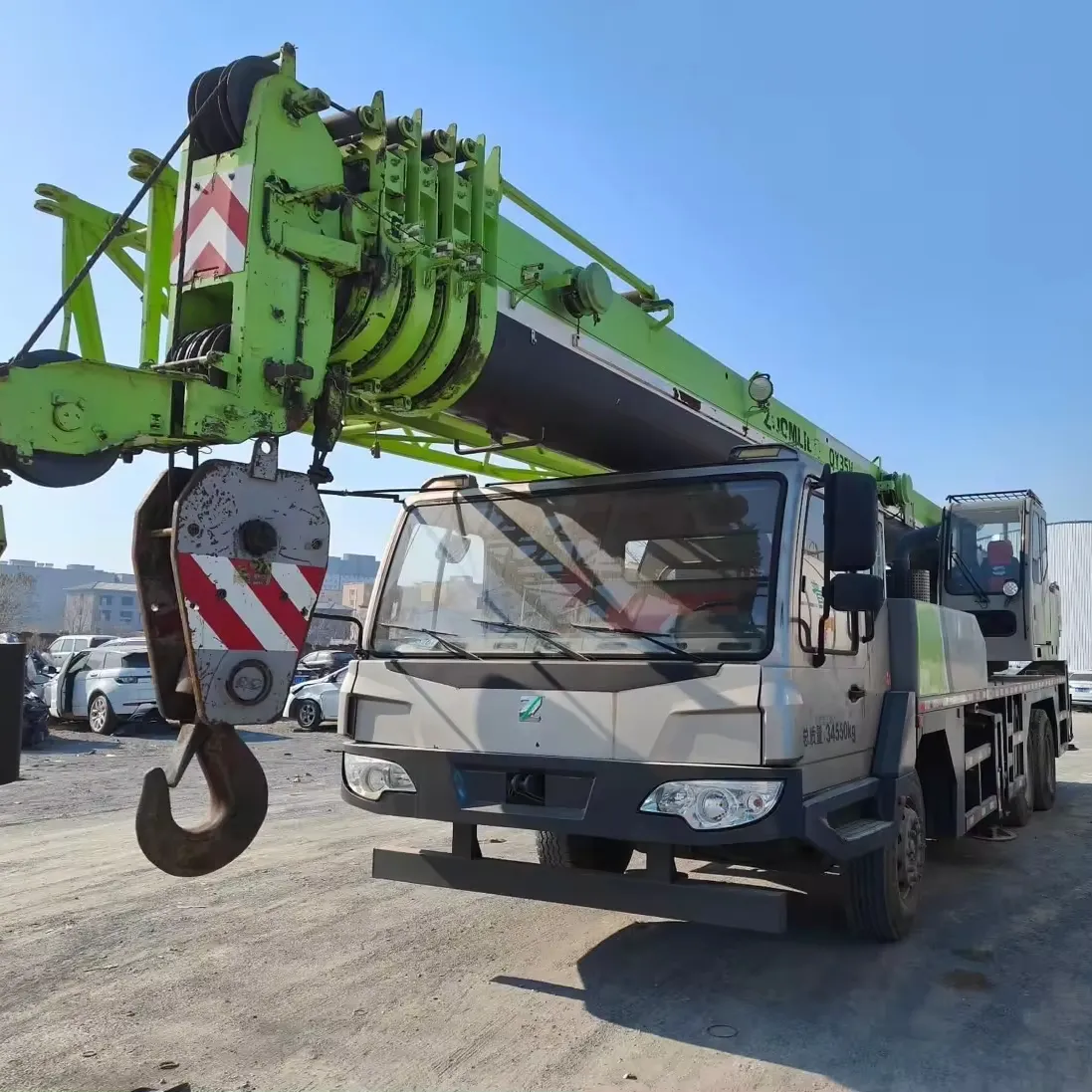 Gebruikte Zoomlion Qy 30K Ton Vrachtwagenkraan 30ton Gebruikte Mobiele Vrachtwagenkraan Hebben Zeer Goede Staat Gemaakt In China