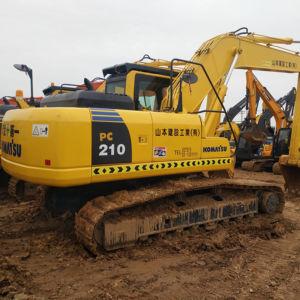 Excavadora usada de 21 toneladas Komatsu PC210 PC200 PC240 Pc350CE EPA Maquinaria de movimiento de tierras Excavadora sobre orugas usada en oferta. - Product Image 1