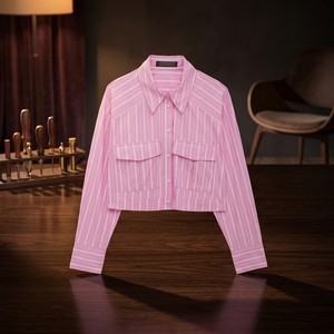 <span class=keywords><strong>Camicia</strong></span> Corta da <span class=keywords><strong>Donna</strong></span> a Righe Verticali con <span class=keywords><strong>Colletto</strong></span> a Punta, Tasche Applicate, Maniche Lunghe, Stile Casual e Streetwear, OEM all'Ingrosso - Product Image 2