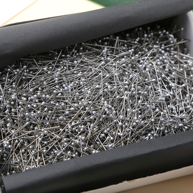 Wholesale 26mm Stainless Steel Head Pin Sewing Needles 250g Per Box with Color Shirt Pearl Positioning Needle