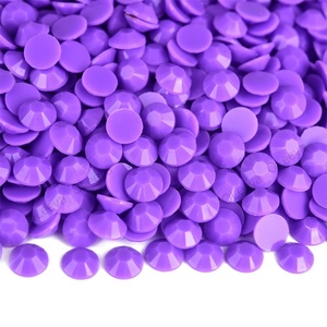 OLeeya Vente en gros Strass en résine gelée opaque solide 3 mm 4 mm 5 mm Strass en résine gelée non thermocollants à dos plat pour artisanat DIY - Product Image 3