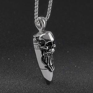 เครื่องประดับสแตนเลสแฟชั่นใหม่สำหรับผู้ชาย สร้อยคอจี้รูปหัวกะโหลก มีสินค้าพร้อมส่ง - Product Image 1