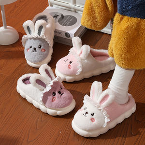 Nouvelle Arrivée : Chaussons d'été confortables en tissu de coton pelucheux brodé de fleurs, avec étiquette, au meilleur prix pour la maison - Product Image 2