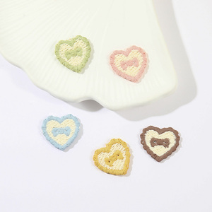 Toppe Ricamate a Forma di Cuore 3D Termoadesive a Forma di Stella 1. I numeri con asterischi non vengono considerati come risultato. 2. Parole chiave dovrebbero essere - Product Image 2