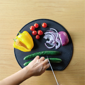 Tabla de Cortar de Cocina Ecológica, Resistente a las Manchas, de Media Luna, Higiénica y Práctica - Product Image 2