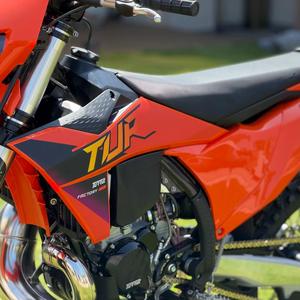 <span class=keywords><strong>Moto</strong></span> <span class=keywords><strong>Enduro</strong></span> 300cc 2 <span class=keywords><strong>temps</strong></span> à refroidissement par eau, démarrage électrique, <span class=keywords><strong>moto</strong></span> tout-terrain, le <span class=keywords><strong>meilleur</strong></span> fabricant professionnel chinois - Product Image 3