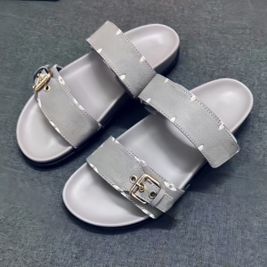 Sandalias de Marca de Lujo Más Vendidas del Verano, Tallas 35-46, Sandalias Ligeras para Hombre, Sandalias de Talla Grande para Mujer, Pantuflas de Alta Calidad - Product Image 6