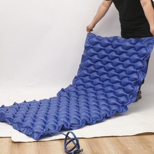 Colchón de aire romboidal con capacidad de carga de 200 kg para pacientes mayores postrados en cama - Product Image 1