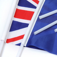 Drapeau national à agiter à la main, durable et réutilisable