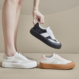 Nuevos zapatos blancos pequeños de verano para mujer, suela gruesa, calzado versátil, zapatillas deportivas informales para estudiantes pequeños para mujer - Product Image 1