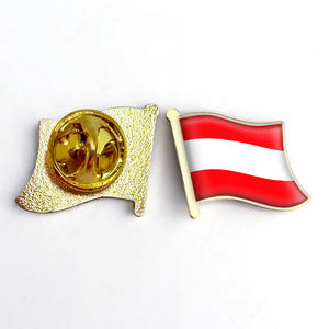 Venta al por mayor bandera rumana solapa Pin Metal esmalte insignia nacional para sombreros y ropa - Product Image 3