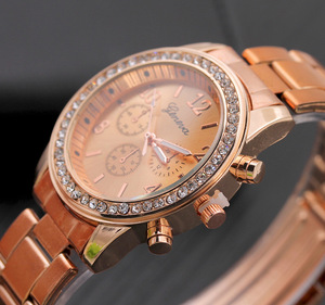 Fashion Crystal Women's Watch Three Dial Alloy Steel Bracelet Quartz <b>Wristwatch</b> - Product Image 5