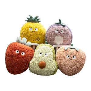 Jouets en peluche mignons en forme de fruits (fraise, <span class=keywords><strong>poire</strong></span>, citron) avec visage pour enfants, cadeau pour bébé, décoration intérieure, nouveau jouet en peluche fruit. - Product Image 1