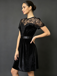 Robe Mini Élégante en Velours SWEET BABE avec Manches Courtes en Dentelle Transparente, Coupe Ajustée, Style Hiver, Idéale pour les Fêtes - Product Image 2