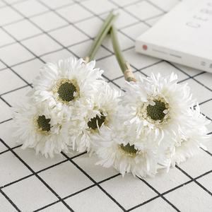 Künstliche 3 Branch Ball Chrysanthemen strauß Künstliche Blumen 26cm Seide Gerberas Chrysanthemen zum Muttertag - Product Image 4