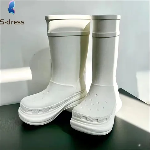 Slip on Women's Designer Luxury Rubber Upper Long Booties Thick Sole Increasing Heels Knee High Boot Flat Platform Rain Boots