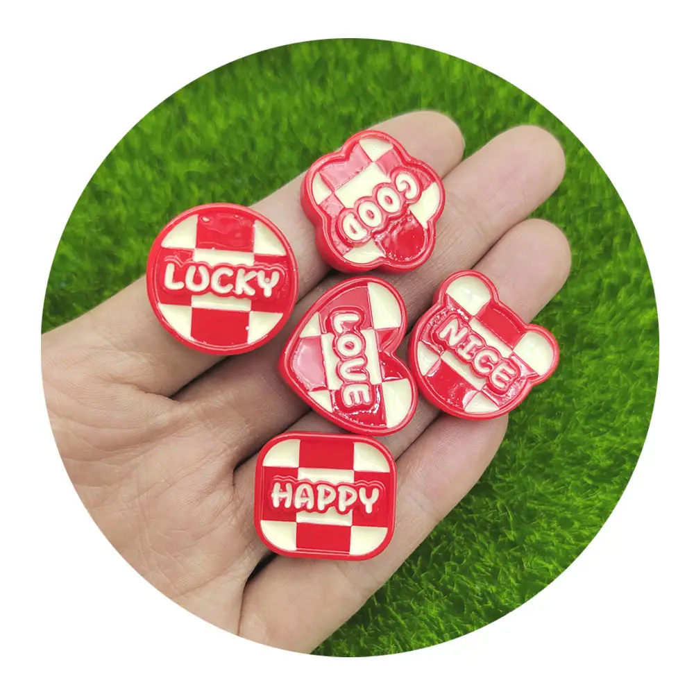 Nieuw Rood Wit Raster Flatback Hars Cabochons Love Heart Happy Lucky Nice Good Letters Ambachten Voor Valentijnsdag Party Decor