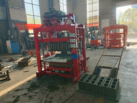 Machine à blocs creux en béton Bloc faisant la machine QTJ4-40 de type plus petit