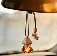 Pendentifs d'aromathérapie haut de gamme pour l'intérieur de voiture, diffuseur d'huiles essentielles, parfum longue durée, en verre, sans électricité, sans odeur