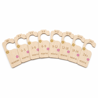 Lot de 8 magnifiques cintres en bois double face pour vêtements de bébé, organisateur de taille pour décoration de chambre d'enfant style bohème