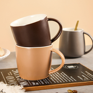 Taza <span class=keywords><strong>de</strong></span> Café <span class=keywords><strong>de</strong></span> Cerámica Europea Simple al por Mayor, Taza <span class=keywords><strong>de</strong></span> Café <span class=keywords><strong>de</strong></span> Cerámica Personalizada <span class=keywords><strong>de</strong></span> Boca Ancha y Gran Capacidad con Asa - Product Image 5