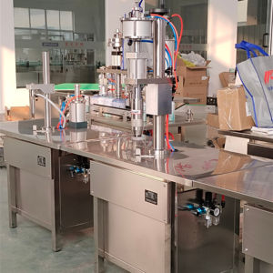 Machine de remplissage d'aérosols semi-automatique à dose mesurée avec pompe pneumatique pour applications alimentaires - Product Image 3