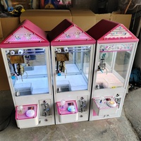 Machine à griffes d'arcade à monnayeur, modèle personnalisé grand format, avec armoire métallique en forme de toit de maison, système anglais, éclairage LED et fonction de jeu de préhension de peluches