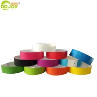 Bracelets de festival pour enfants en papier et Tyvek imperméables pour parcs d'attractions avec logo personnalisé - Cadeaux promotionnels originaux