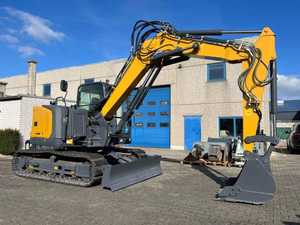 Nouvelle pelle sur chenilles compacte Eruo 5 de 9,5 t et 0,35 m³ XE80E - Product Image 5