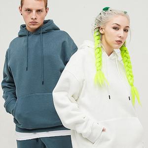 Felpa Personalizzata con Stampa o Ricamo del Tuo Logo, Unisex, in Pile di Cotone, Casual, Oversize, Invernale, Ecologica - Product Image 1