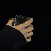 Bagues en or pavées de cristal en gros d'usine pour filles femmes cadeau d'anniversaire de mariage bijoux de fête de plage
