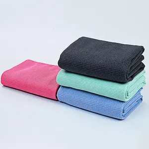 Custom Super Absorbent Odorless Non Slip Recycled Anti Slip Pilates Hot Yoga Mat Towel Silicon Dots
