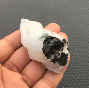 Pierre de lune arc-en-ciel naturelle Flashy spécimen brut non traité belle maison pierre précieuse décorative brute en gros - Product Image 2