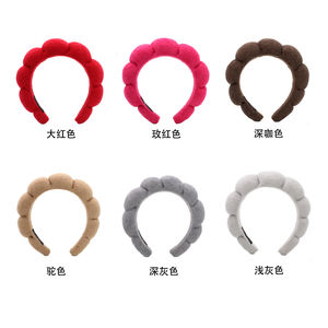 ที่คาด<span class=keywords><strong>ผม</strong></span>กำมะหยี่ถักลายเมฆ IFOND สำหรับฤดูใบไม้ร่วงและฤดูหนาว พร้อมฟองน้ำเสริม สำหรับผู้หญิง ใช้ในชีวิตประจำวันและสำหรับการแต่งหน้า สปา และความงาม - Product Image 2