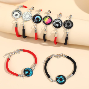 Pulseras Luminosas para Parejas, Diseño Sol y Luna, Brillan en la Oscuridad - Product Image 1