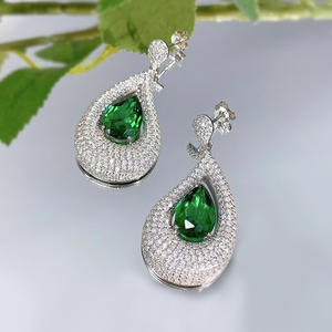 Lujo S925 Diamante de plata y Esmeralda 5-Pendientes de circón <span class=keywords><strong>azurita</strong></span> Adornos de aro de moda para mujeres en Europa y América - Product Image 2