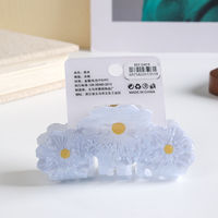 MUJU D419 Pinces à cheveux fleur marguerite 8,5 cm 24g Translucides 3 fleurs Usage quotidien 6 couleurs Logo personnalisé Carte de présentation Prêt à la vente au détail
