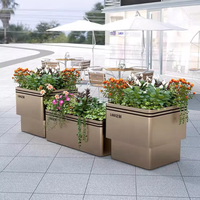 Jardinière sur mesure en acier inoxydable 316 robuste au design moderne pour aménagements paysagers municipaux, jardins sur toits commerciaux et décoration intérieure