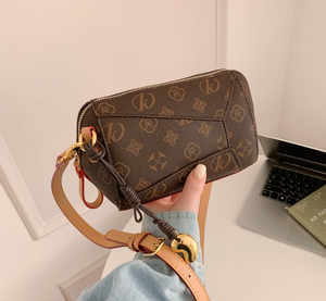 Ultima Borsa a Tracolla di Lusso Firmata per Donne, Moderna Borsa a Spalla Singola per Signore - Product Image 4