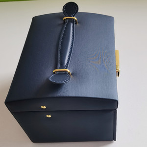Caja de embalaje de cuero hecha a mano para joyería, set de belleza para clientes, caja de cosméticos. - Product Image 5