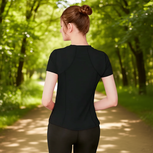 Haut court pour femme Power Play, séchage rapide, respirant, t-shirt en maille douce et légère avec manches courtes en forme de pétales, col rond, coupe ajustée - Product Image 2